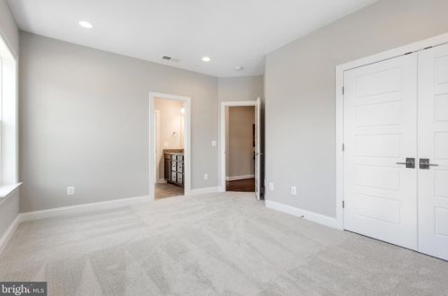 1930 Hillside Dr, Falls Church VA  22043-1414 exterior