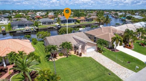2226 20th Pl, Cape Coral, FL 33990-3107