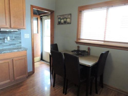 2225 107, Milwaukee WI 53226-2321 exterior