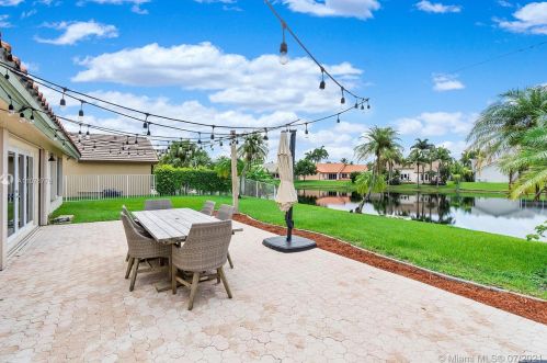 16255 10 St, Hollywood FL  33024-4410 exterior