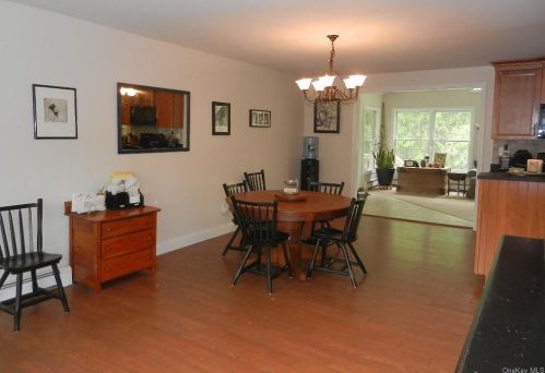18 Sapling Ct, Patterson, NY 12563-2716