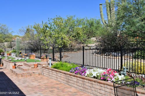 12560 Arbor Vista Blvd, Tucson AZ  85749-8694 exterior