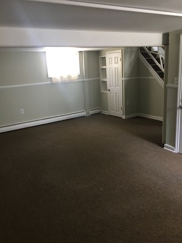 12 Franklin Ave, Flourtown, PA 19031-2006