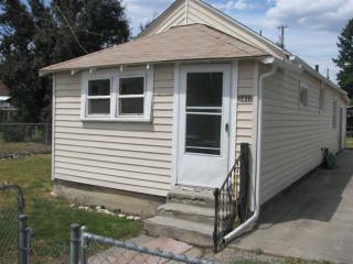 2417 Cleveland Ave, Spokane, WA 99207-5629