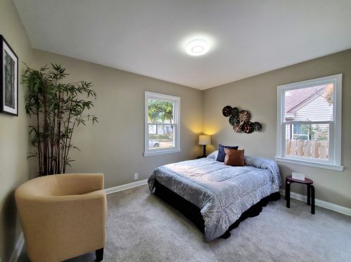 4264 62, Milwaukee WI 53216-1237 exterior