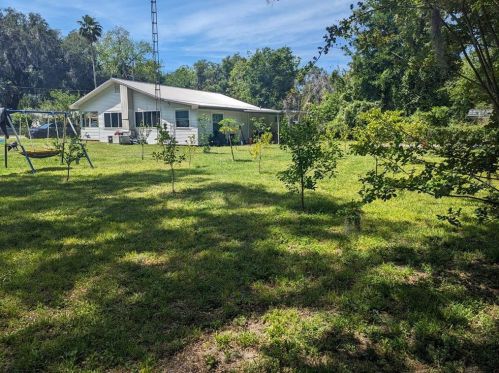 13565 118th St, Ocklawaha FL  32179-5210 exterior