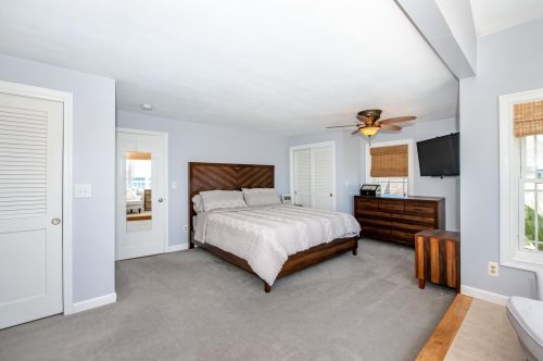 799 Ocean Blvd, Hampton NH  03842-4307 exterior