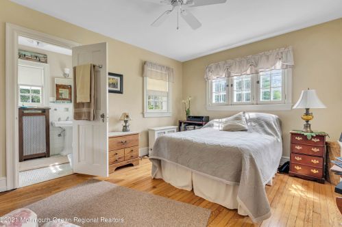 741 Roseld Ave, Tinton Falls NJ  07712-4149 exterior