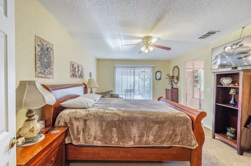 45541 Robinson Dr, Lancaster CA  93535-2263 exterior