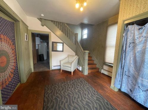 108 Penn St, Lees Cross Roads, PA 17257-1312