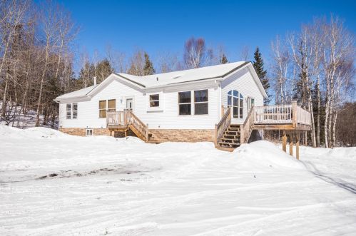 4128 Decker Rd, Duluth, MN 55811-3841