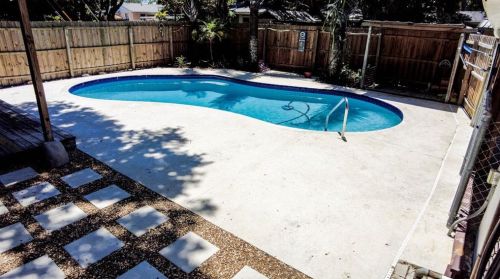 5418 20th Ave, Saint Petersburg FL  33707-4839 exterior