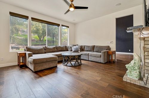 29584 Mammoth Ln, Santa Clarita CA  91387-6216 exterior