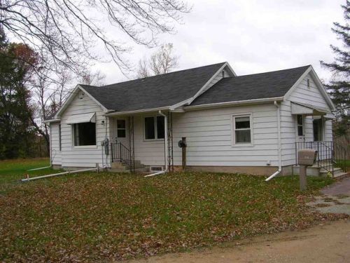 938 Bannerman Ave, Lohrville, WI 54970-5003