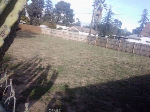 1002 Magnolia Ave, Beaumont CA  92223-1837 exterior