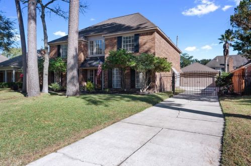 19718 Bambiwoods Ct, Humble, TX 77346-1233