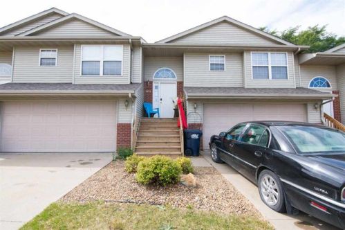 2276 Holiday Rd, Iowa City, IA 52241-2743