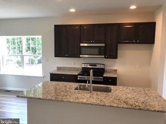 2917 Ferris Rd, Wilmington DE  19805-1127 exterior