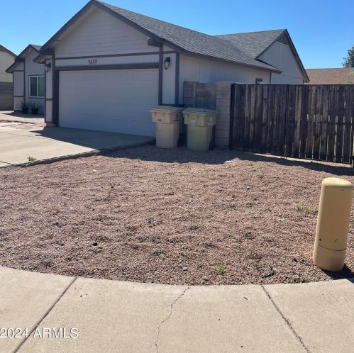 7419 Vermont Ave, Glendale, AZ 85303-5728