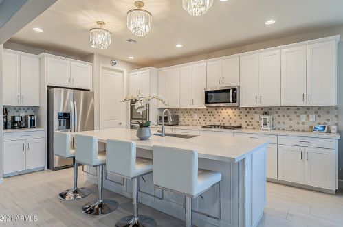 4060 Thistle Dr, Chandler, AZ 85248