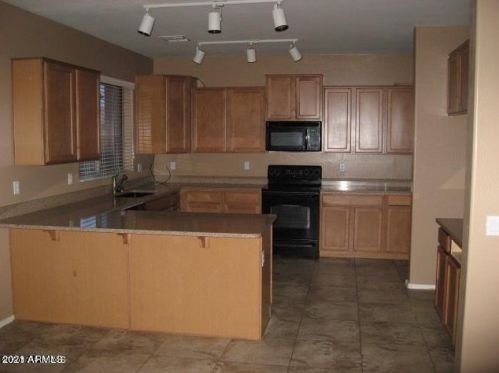 3827 101st Dr, Tolleson, AZ 85353-4138