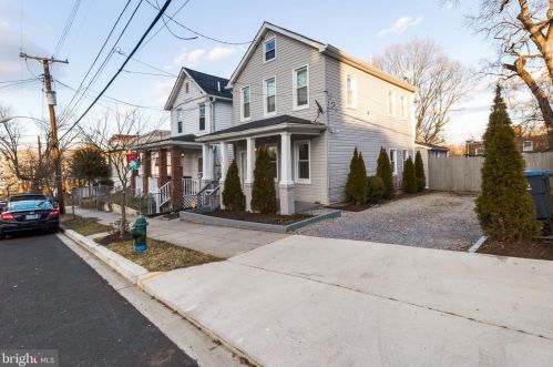 307 57th St, Washington, DC 20019-6754