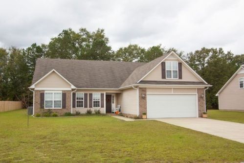 141 Brookview Ct, Raeford, NC 28376-8215