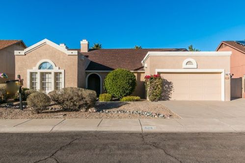 4126 Soft Wind Dr, Glendale, AZ 85310-4000