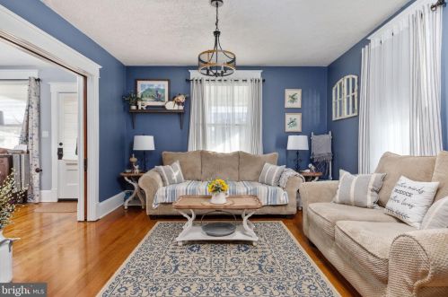 141 Funk St, Strasburg VA  22657-2403 exterior