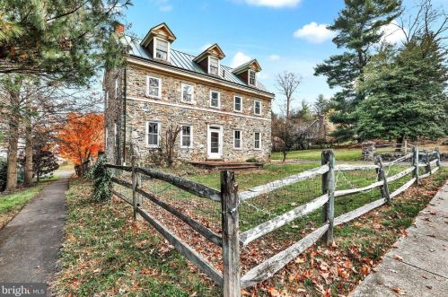 421 Welsh Rd, Huntingdon Valley, PA 19006-6424