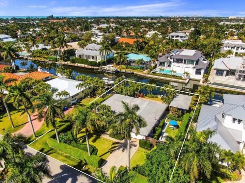 601 17th Ave, Naples, FL 34102-7408