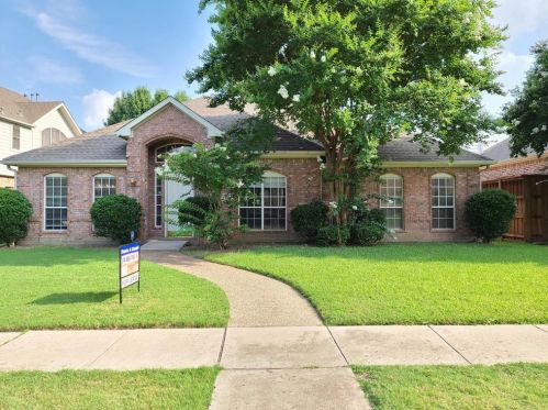 2308 Mesa Oak Trl, Plano TX  75025-4721 exterior