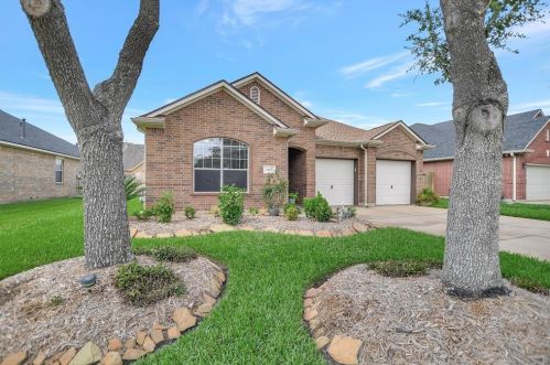 1908 Eden Glen Ln, Pearland, TX 77581-1700