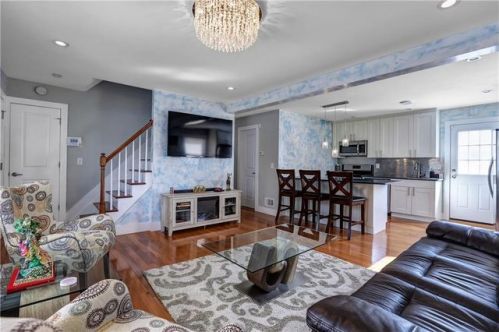 1276 Rahway Ave, Avenel, NJ 07001-2137