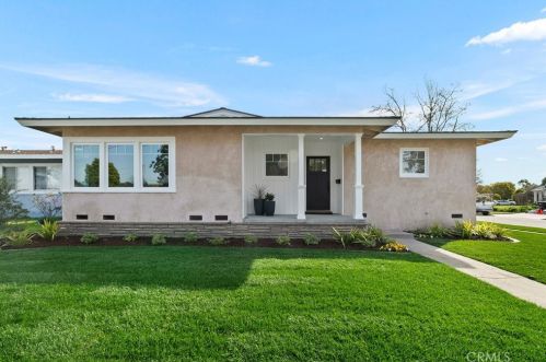 2436 Palo Verde Ave, Long Beach, CA 90815-2351