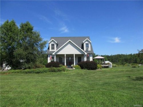 276 Nordblum Rd, Irving, NY 14081-9557