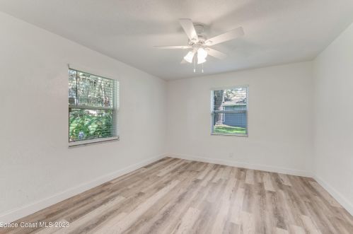 2965 Lantern Dr, Daytona Beach FL  32119-8510 exterior