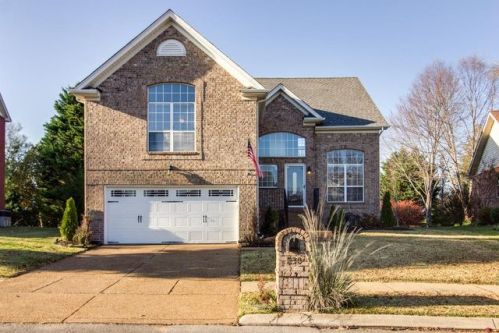 230 Wisteria Dr, Franklin, TN 37064-6114