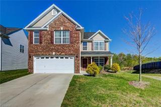 4910 Peppercorn Ln, Greensboro, NC 27406-9819