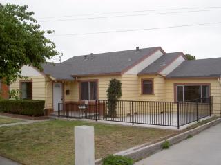 1021 Connely St, Salinas, CA 93905-2703