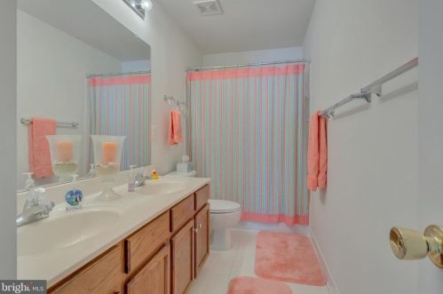 259 Parker Pl, Madison Mills VA  22960-1454 exterior