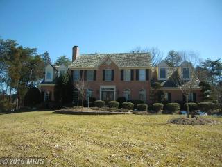 6313 Barnesdale Path, Centreville, VA 20120-3900