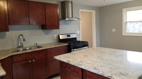 7450 Southeastern Ave, Hammond IN  46324-2925 exterior