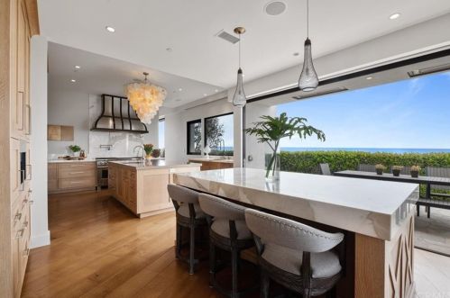 82 Monarch Bay Dr, Dana Point CA  92629-3428 exterior