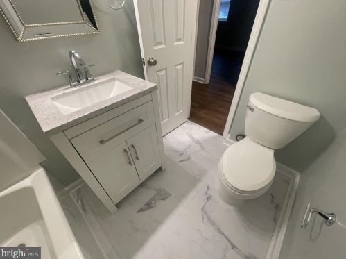606 Denton Cir, Fredericksburg VA  22401-2704 exterior