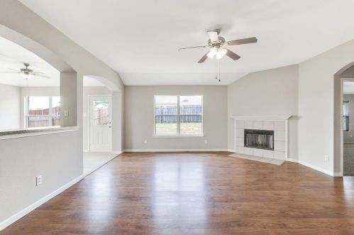 1080 Magnolia Ln, Cedar Hill TX  75104-6200 exterior