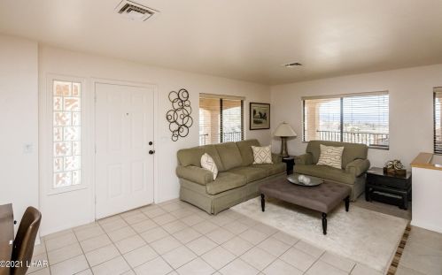 3305 Crestview Dr, Lake Havasu City, AZ 86404-4002