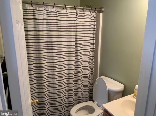 13725 Post Oak Rd, Spotsylvania VA  22551-5443 exterior