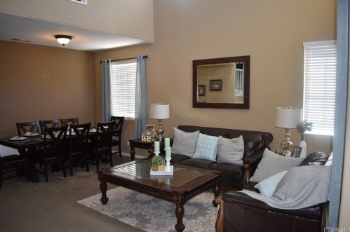 40100 Oregold Ct, Lake Elsinore, CA 92532-1554
