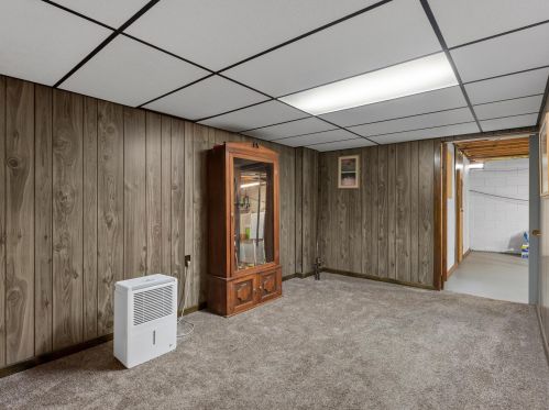 1044 Union Rd, Manitowoc WI 54220-9451 exterior